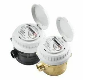 Счетчик для холодной или горячей воды класса С Altair V4, латунь Счетчик для холодной или горячей воды класса С Altair V4, латунь